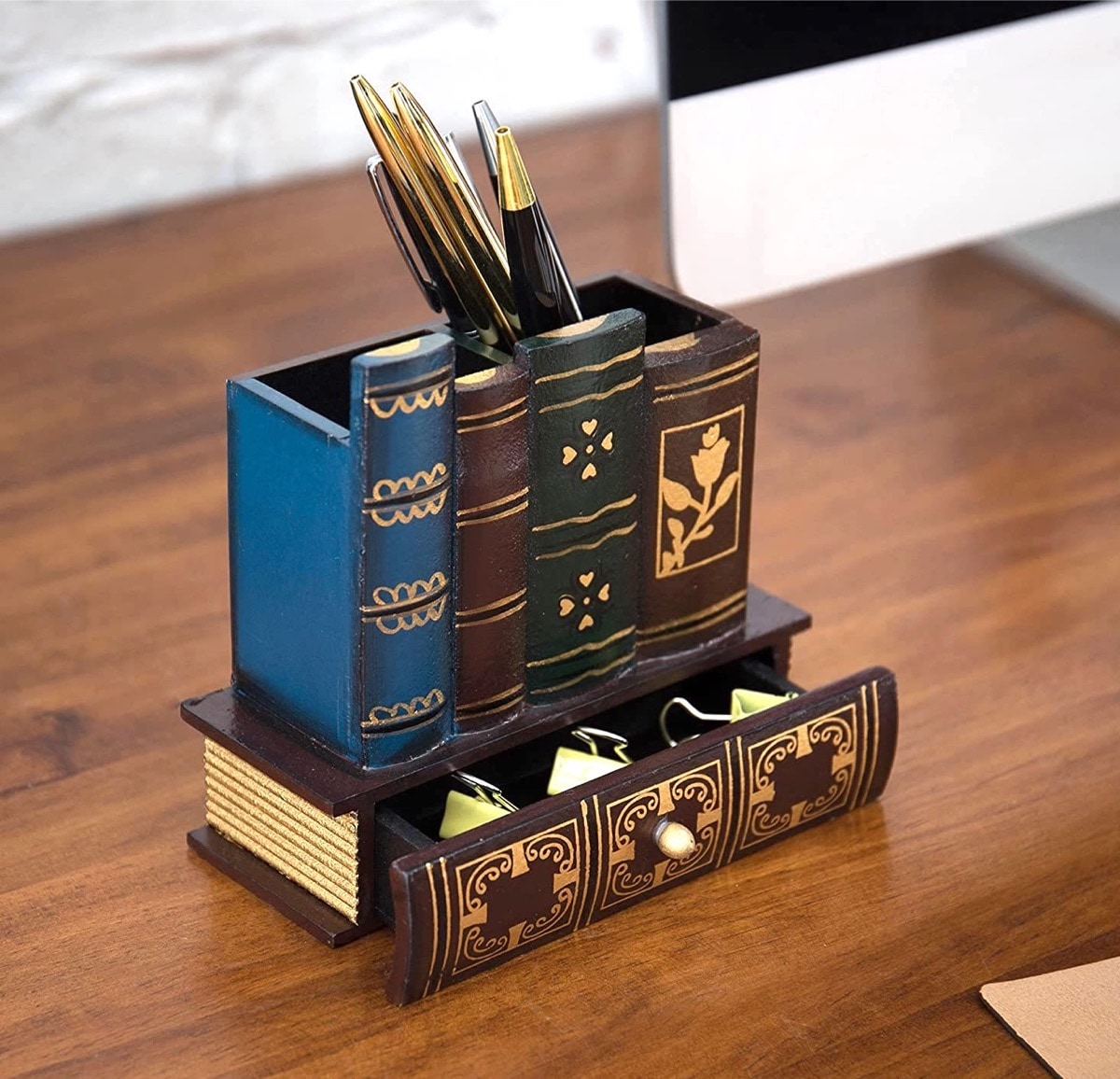 Bookish home decoration not only for Christmas