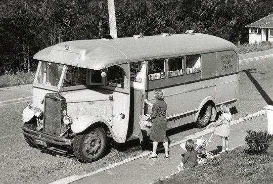 Gertie - a bookmobile of the Dunedin Public Library / most awesome bookmobiles in the world