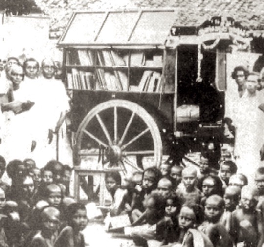 One of the first bookmobiles in India, 1931