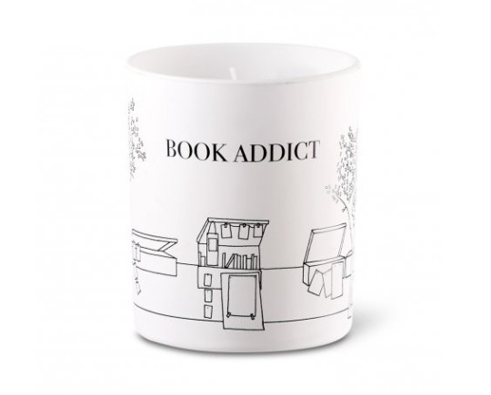 Book-scented candles: The Book Addict Candle